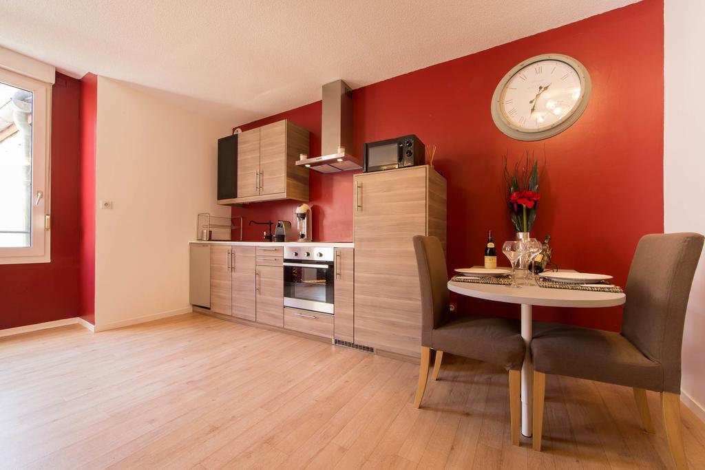 Le Pavean Beaune  Chambre photo